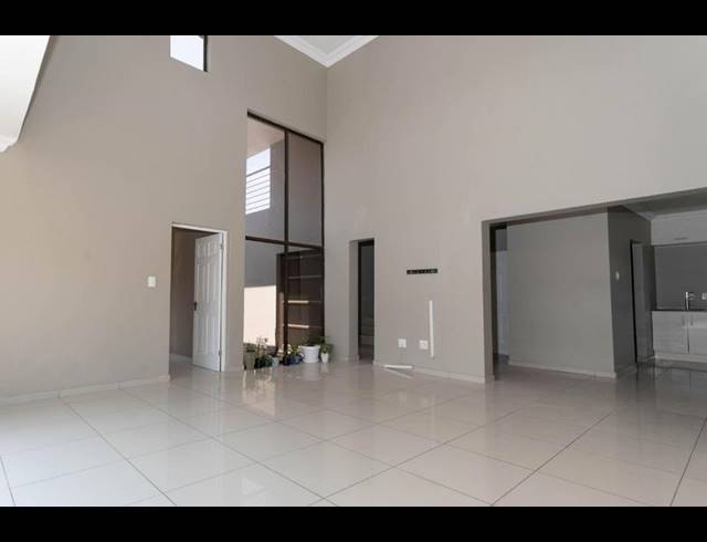 5 BEDROOM PROPERTY TO RENT IN CEDAR CREEK